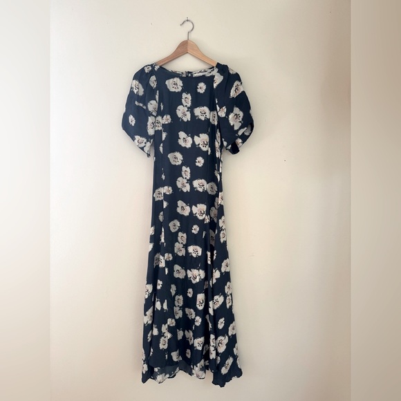 Silk Floral Katia Dress - Picture 2 of 5